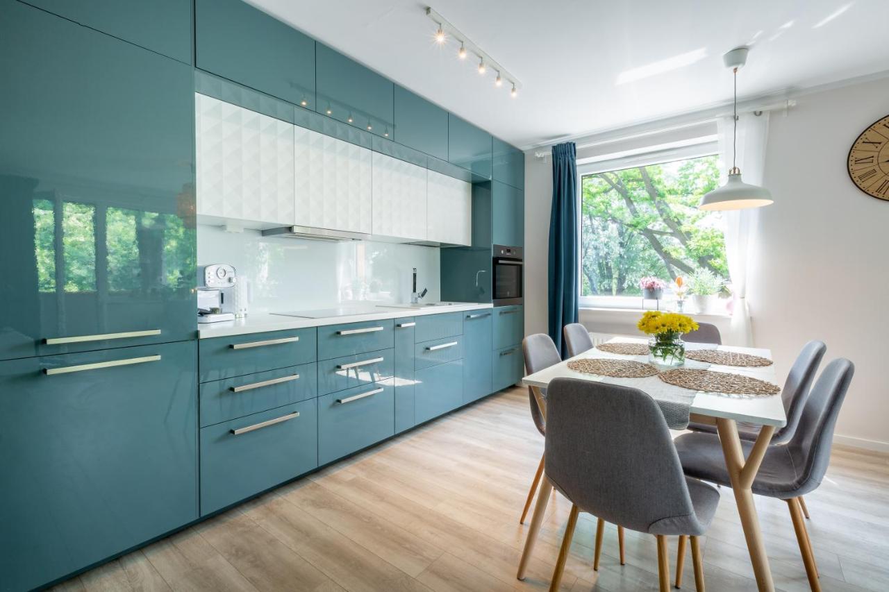 Sun House Apartment + Free Parking Вроцлав Экстерьер фото